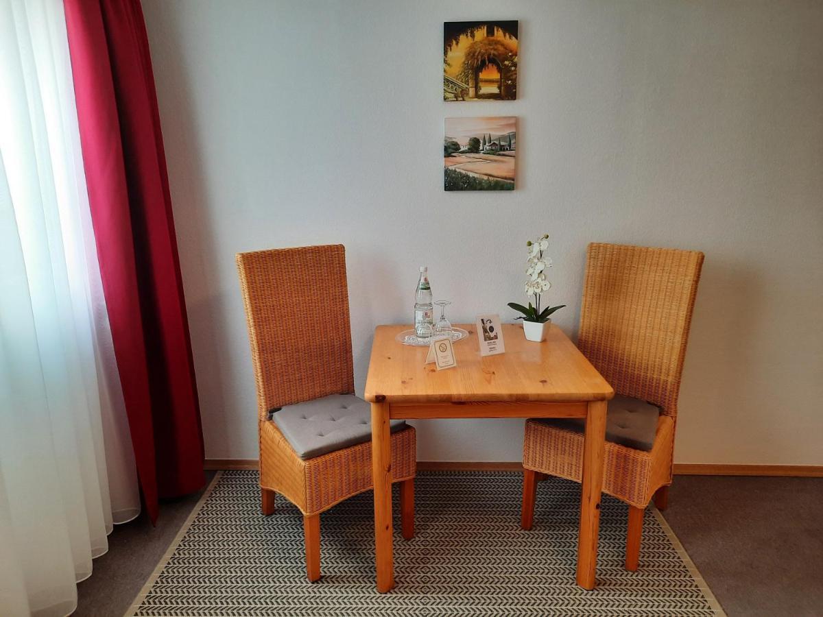 Landgasthof May Willanzheim Экстерьер фото