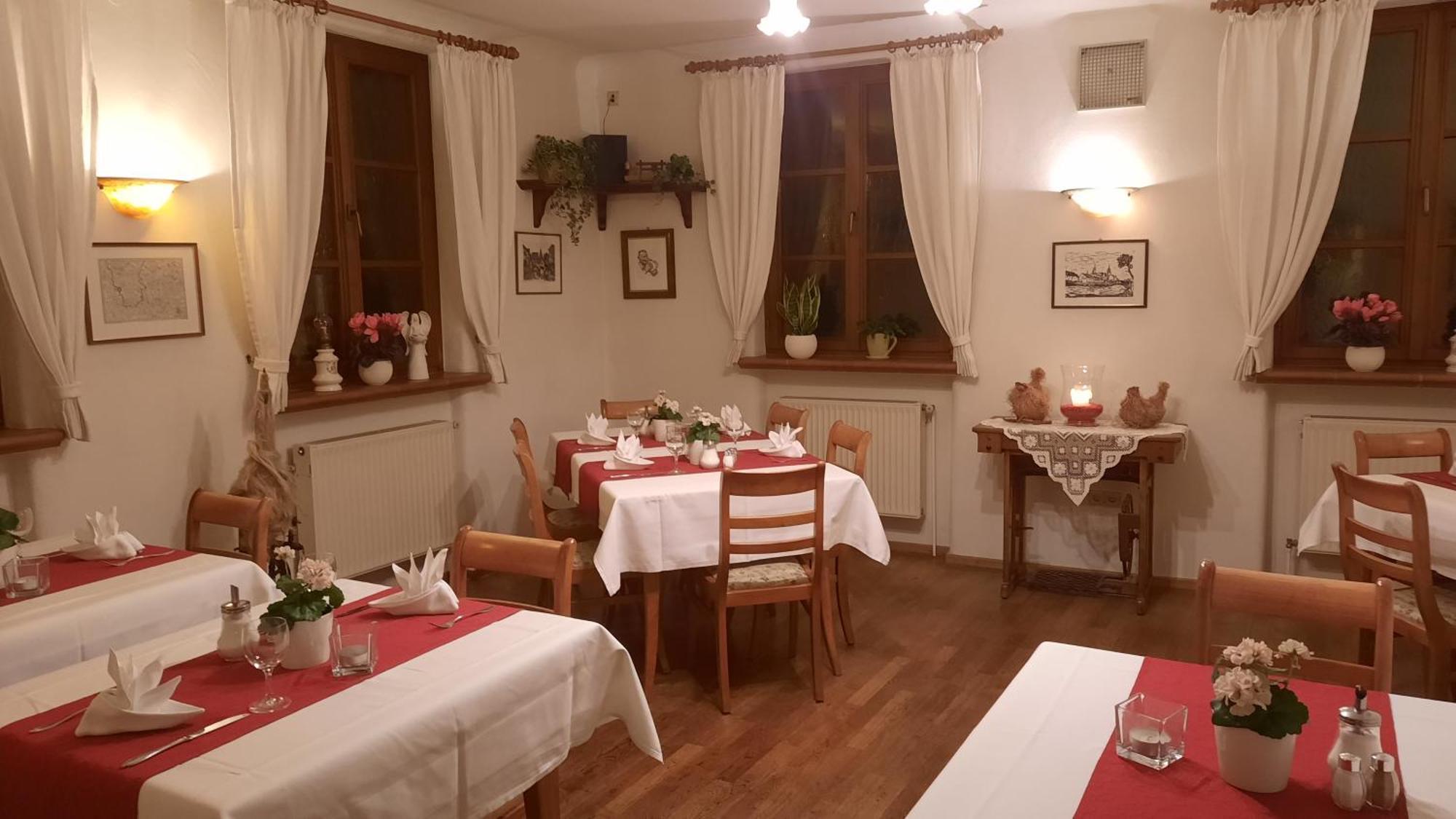 Landgasthof May Willanzheim Экстерьер фото